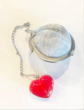 Load image into Gallery viewer, Heart ball infuser